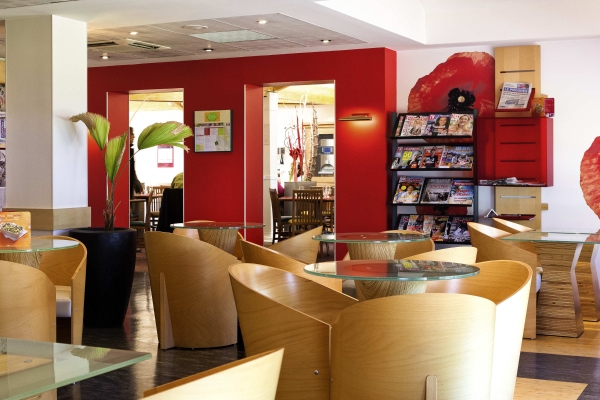 Hotel ibis Lyon Est Bron